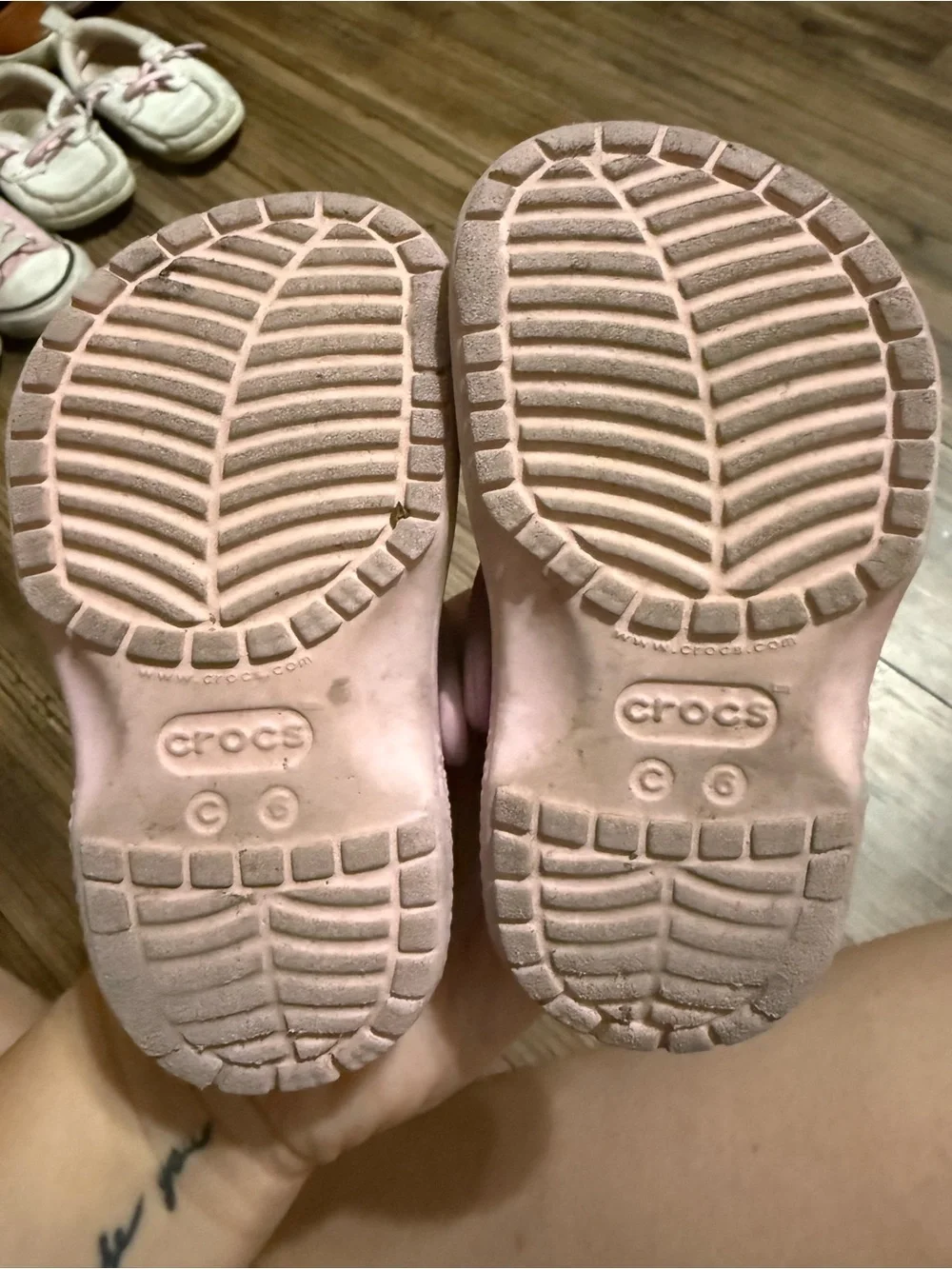 CROCS Kids Classic Clog in Light Pink